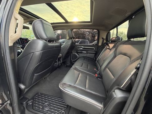 Used 2020 RAM 1500 Laramie AWD/4WD image 13