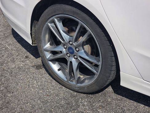Used 2013 Ford Fusion Titanium FWD image 37