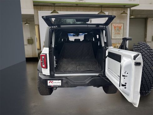 Certified 2024 Ford Bronco Wildtrak image 10