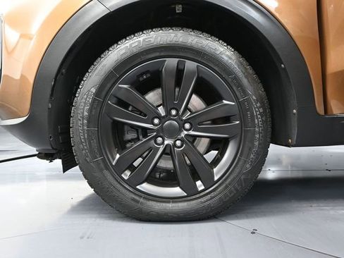 Used 2018 Kia Sportage LX image 16