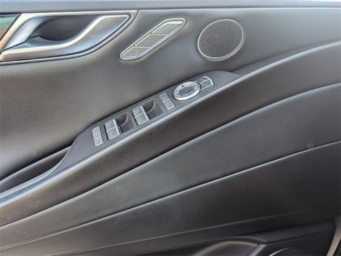 Used 2022 Genesis G80 2.5T image 28