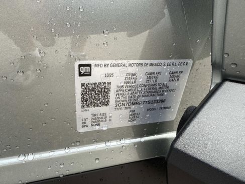 New 2026 Chevrolet Equinox EV LT image 32