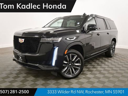 Used 2024 Cadillac Escalade ESV Sport Platinum AWD/4WD image 1