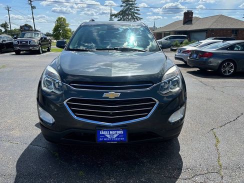 Used 2017 Chevrolet Equinox LT w/ Convenience Package FWD image 2