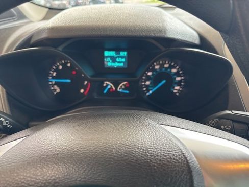 Used 2014 Ford Transit Connect XLT image 16