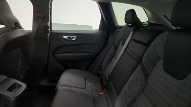 Used 2025 Volvo XC60 B5 Core AWD/4WD image 45