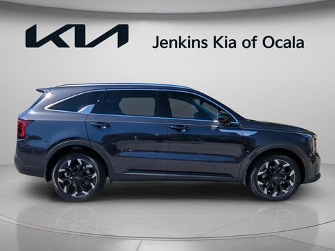 New 2026 Kia Sorento SX FWD image 3