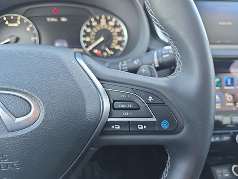 Used 2025 INFINITI QX50 Luxe image 18