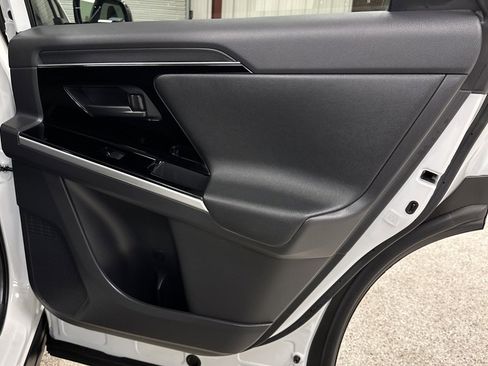 Used 2023 Toyota bZ4X XLE image 24