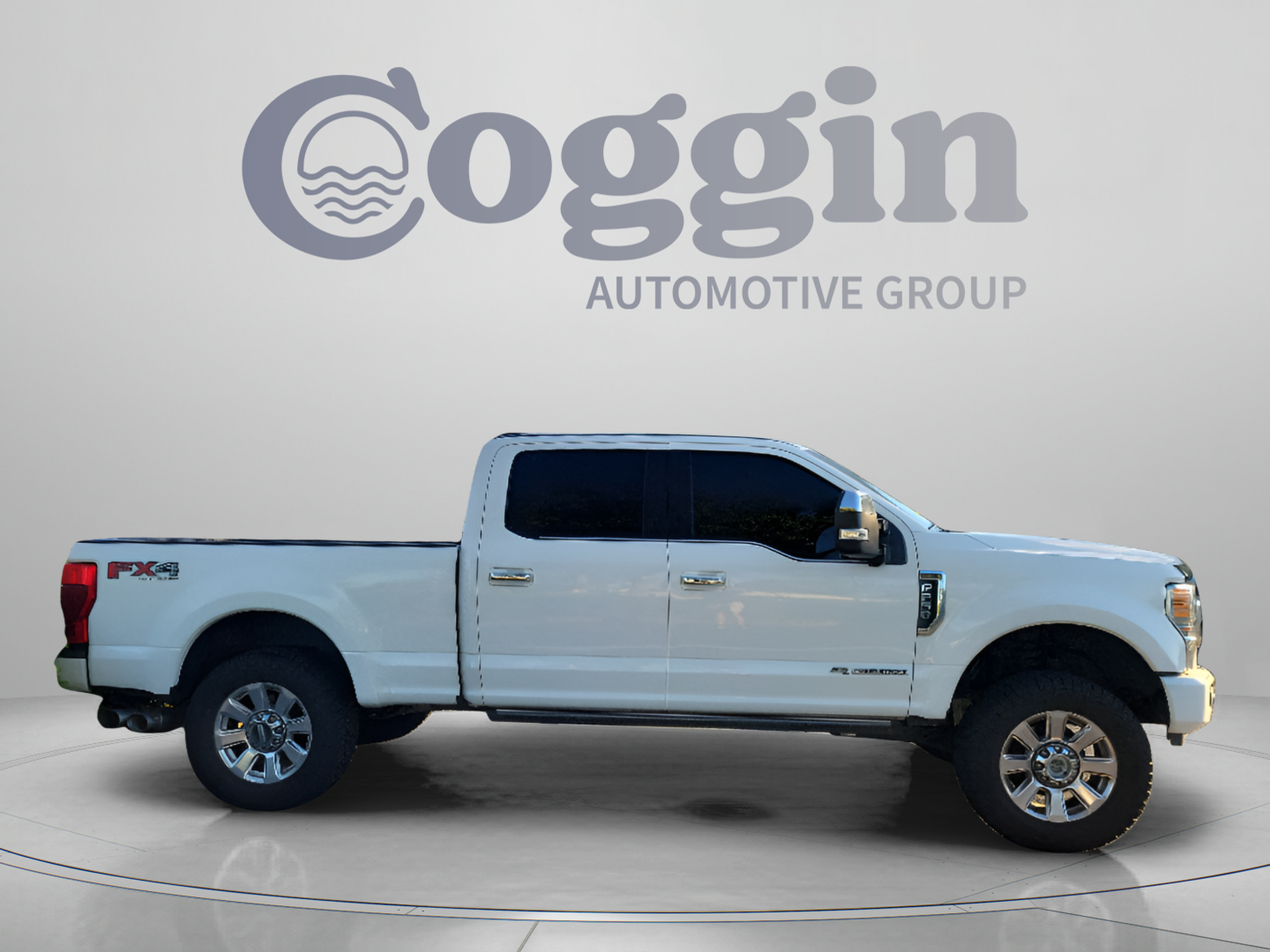Used 2021 Ford F250 Platinum w/ FX4 Off-Road Package AWD/4WD image 5