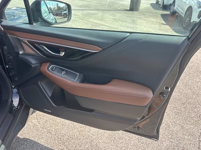 Used 2020 Subaru Outback Touring AWD/4WD image 25