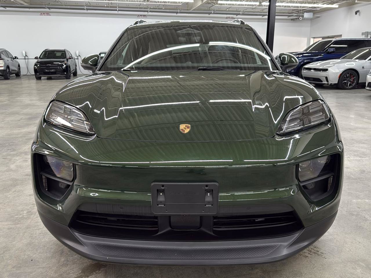 Used 2024 Porsche Macan 4 Electric AWD/4WD image 3