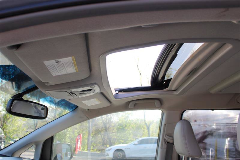 Used 2013 Toyota Sienna XLE w/ Entertainment Pkg FWD image 24