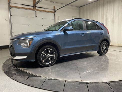 New 2026 Kia Niro EX image 4