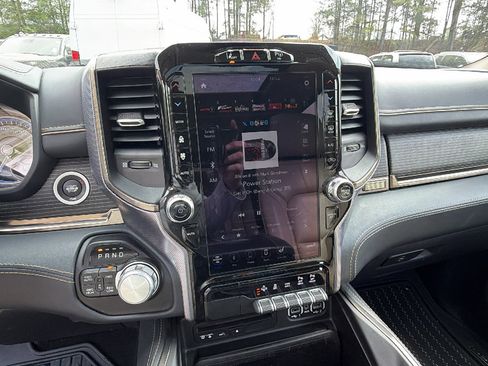 Used 2019 RAM 1500 Limited image 32