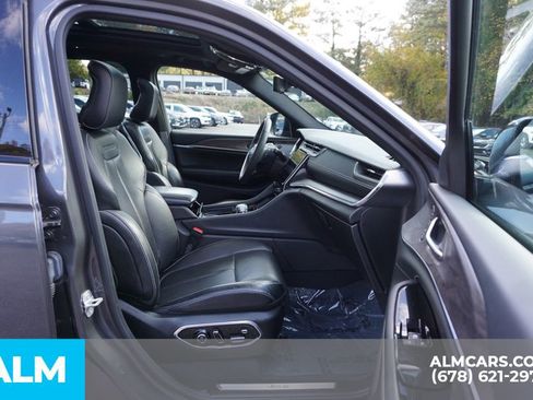 Used 2023 Jeep Grand Cherokee L Overland w/ Luxury Tech Group IV image 27