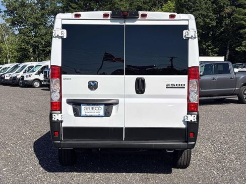 Used 2025 RAM ProMaster 2500 w/ U-Haul Equipment Group FWD image 4