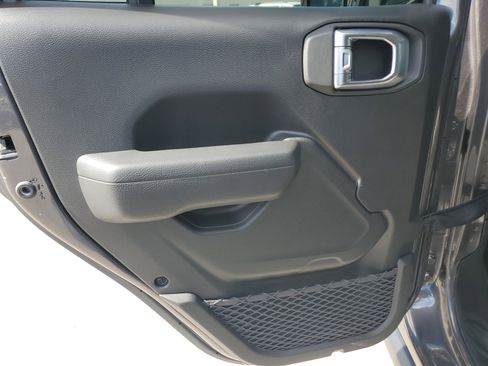 Used 2022 Jeep Wrangler Unlimited Rubicon 4xe w/ Safety Group image 28