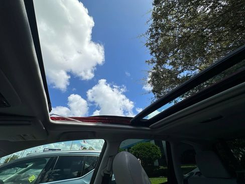 Used 2018 Subaru Forester 2.5i Premium AWD/4WD image 7