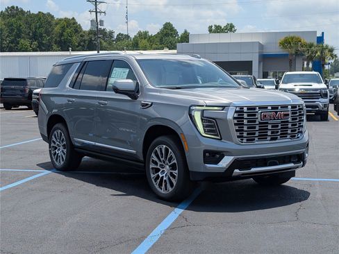 New 2026 GMC Yukon Denali w/ Sun & Power Step Package RWD image 36