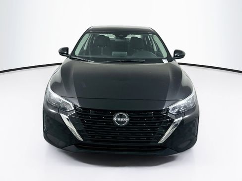 Used 2025 Nissan Sentra SV FWD image 2