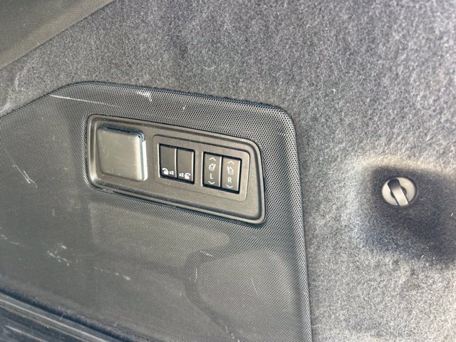 Used 2023 Cadillac Escalade ESV Sport Platinum w/ LPO, Floor Liner Package AWD/4WD image 10