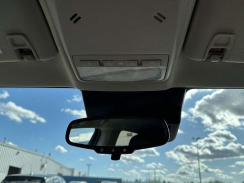 Certified 2022 Buick Encore Preferred w/ Safety Package II image 30