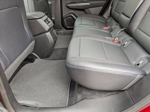 New 2026 Chevrolet Equinox EV LT image 16