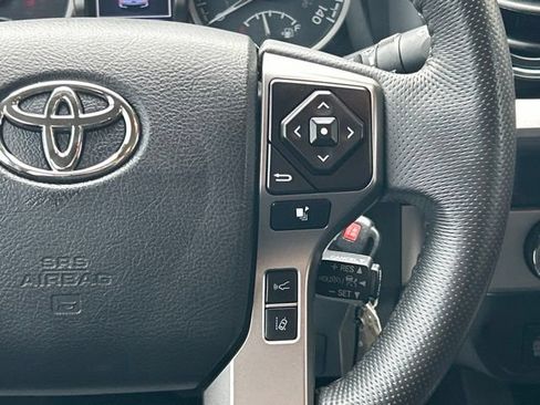 Used 2022 Toyota Tacoma SR5 w/ Technology Package AWD/4WD image 52