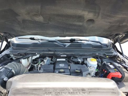 Used 2022 RAM 2500 Limited AWD/4WD image 11