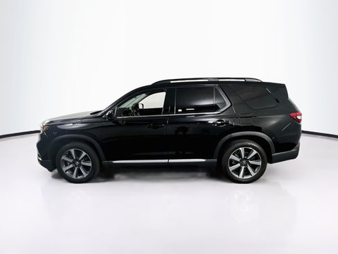 Used 2025 Honda Pilot Elite image 8