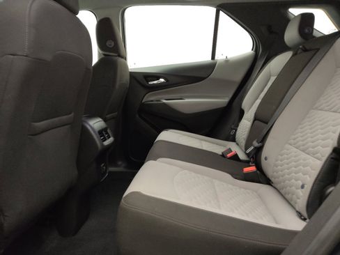 Used 2020 Chevrolet Equinox LS FWD image 18