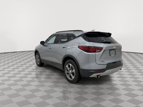 Certified 2024 Chevrolet Blazer LT w/ Convenience Package FWD image 8