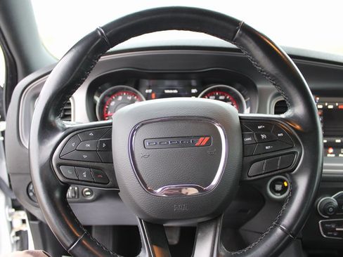 Used 2023 Dodge Charger SXT image 13