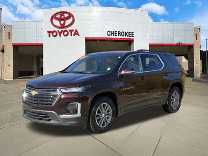 Used 2022 Chevrolet Traverse LT