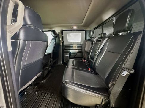 Used 2019 Ford F350 Lariat w/ Lariat Ultimate Package AWD/4WD image 24
