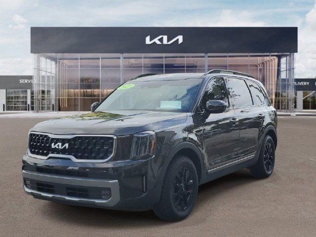 Certified 2023 Kia Telluride SX X-Pro AWD/4WD image 3