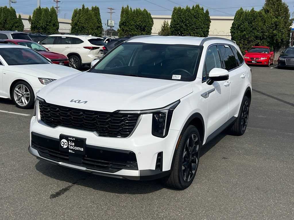 Used 2025 Kia Sorento EX AWD/4WD image 3