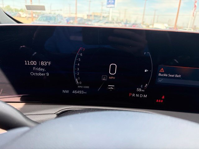 Used 2025 Cadillac XT4 Premium Luxury FWD image 13