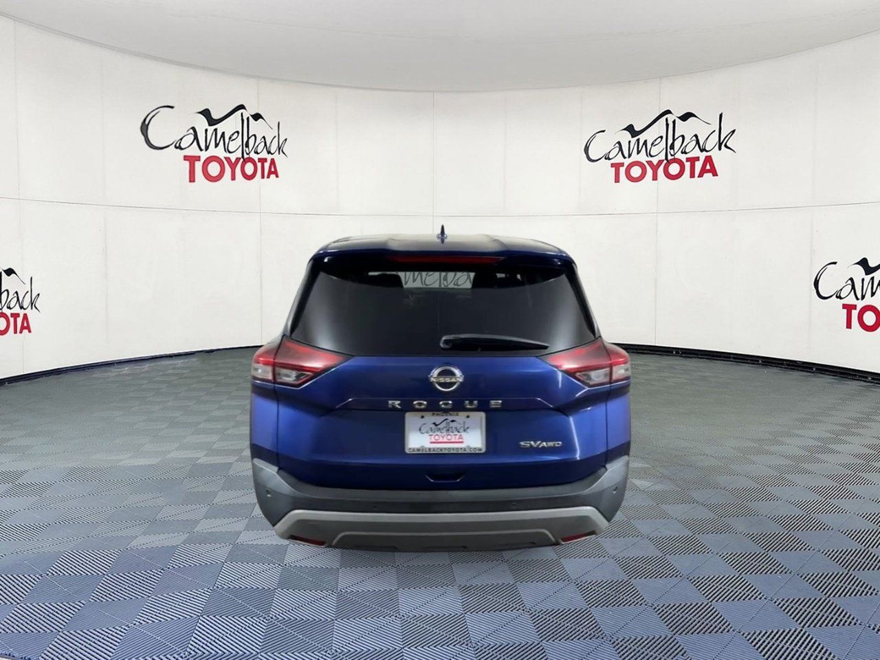 Used 2022 Nissan Rogue SV AWD/4WD image 3