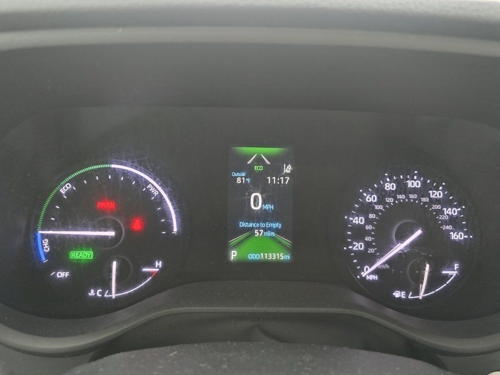 Certified 2024 Toyota Sienna XLE FWD image 28
