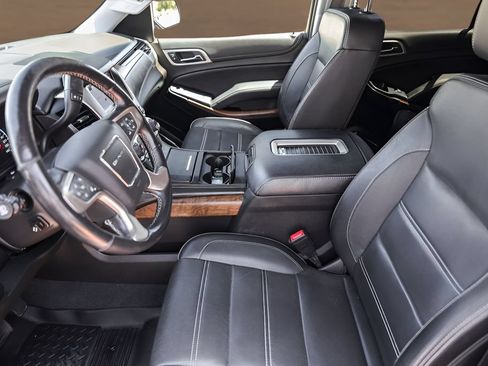 Used 2019 GMC Yukon Denali w/ Open Road Package AWD/4WD image 9