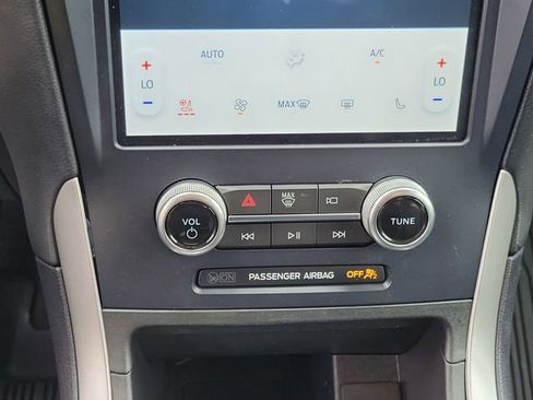 Certified 2024 Ford Edge SEL w/ Convenience Package AWD/4WD image 24