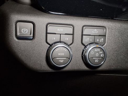 New 2026 GMC Sierra 1500 Elevation AWD/4WD image 16