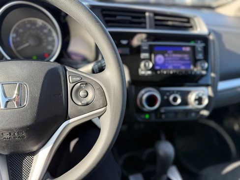 Used 2017 Honda Fit LX image 8