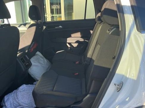 Used 2018 Volkswagen Atlas S image 14