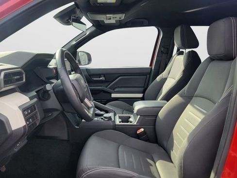 Used 2024 Toyota Tacoma TRD Sport image 13