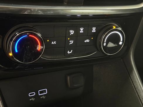 Certified 2024 Buick Encore GX Sport Touring w/ Advanced Technology Package FWD image 30