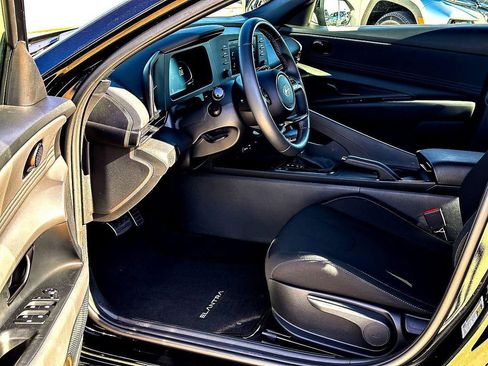 Used 2025 Hyundai Elantra Sport w/ Cargo Package image 13