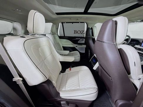 Certified 2024 Lincoln Aviator Black Label AWD/4WD image 34